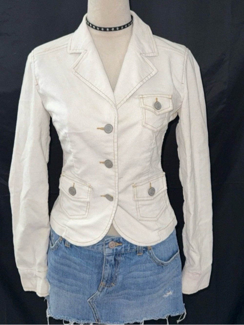 Aeropostale Women's Cream Fitted Button-Front Blazer